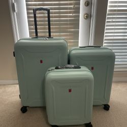 Luggage Set Brand New 3 Pcs Only 100$