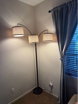 Floor lamp