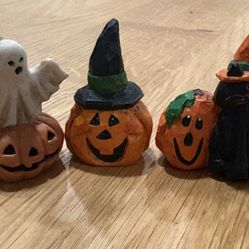 Vintage Halloween miniatures carved handmade