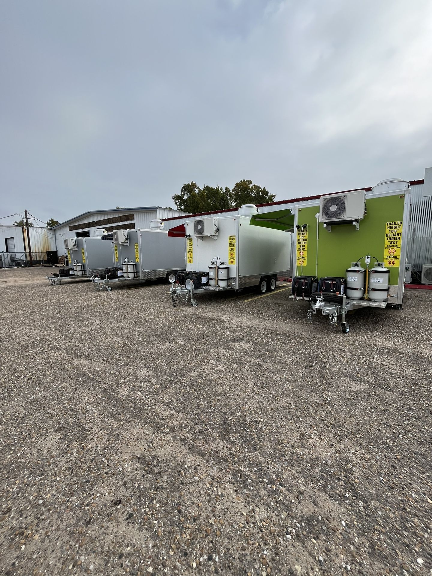 BRAND NEW FULLY EQUIPPED FOOD TRAILER 14FT READY TO Title GO