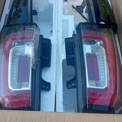 Tail Lights And Top Cover