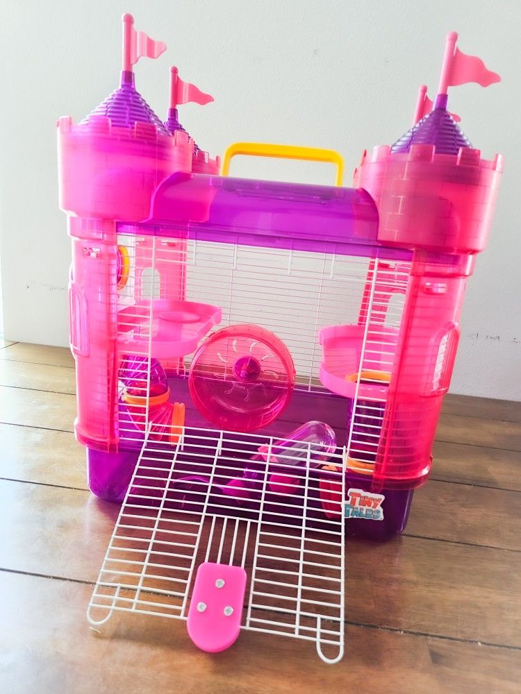 Tiny Tales Castle Connectable Hamster Home  Cage