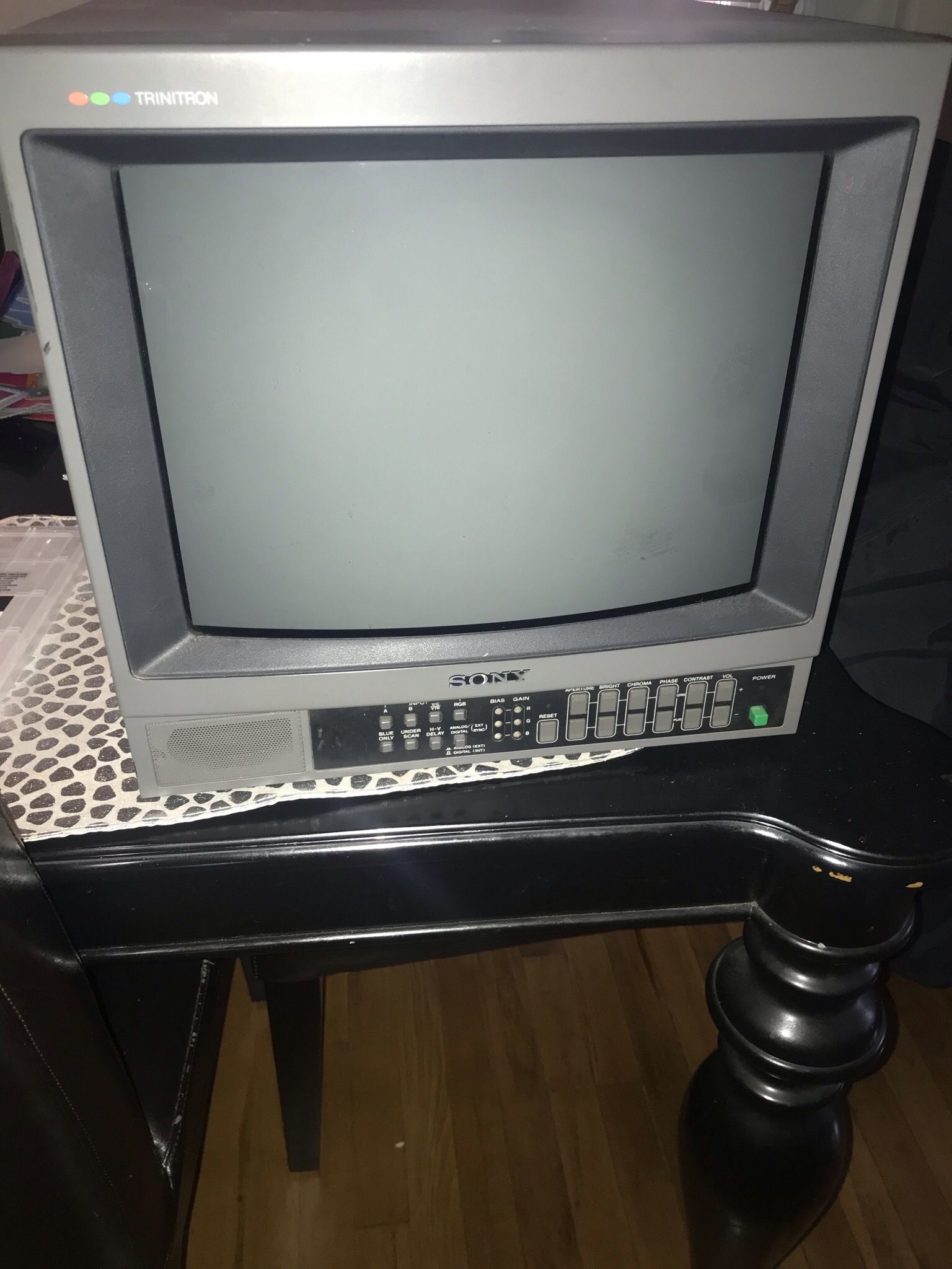 SONY TRINITRON PVM-1341 13" RETRO GAMING MONITOR RGB COMPONENT CRT