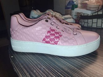 Michael Kors shoes size 8