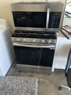 Samsung Oven And Microwave 