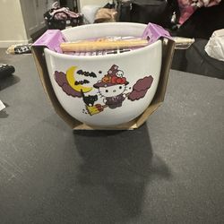 Hello Kitty Witch Ramen Bowl 