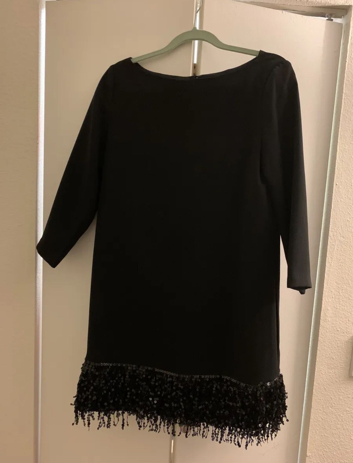 Kate Spade black dress w/ sequins on The Bottom Of The Dress size 6