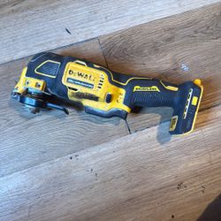 Dewalt multitool