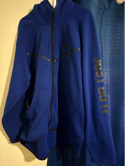 Nike tech hoodie (OBO)