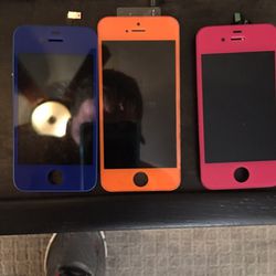 2 iPhone 4s replacement screens (blue and pink) and iohone 6 replacement screens
