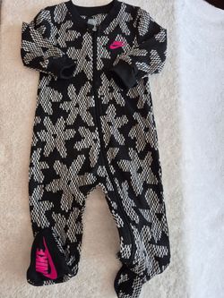 NEW! Nike Baby Girl Footed, Zip-Up Sleeper, 6 mo