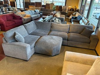 Five Piece Modular Sectional in Steel Grey