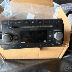 Stock Jeep Radio (working)