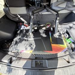 Msi 31.5” Inch165hz Curved And 16”acer Plays 1080p With Dual Arm Stand