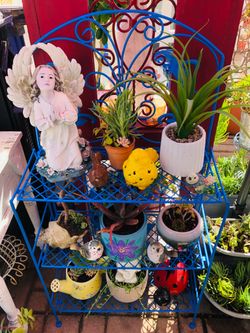 PLANT STAND