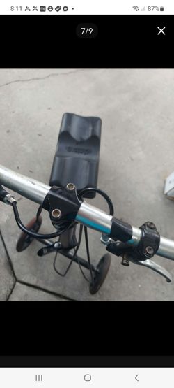 Knee scooter