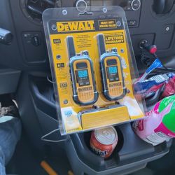 DeWalt Heavy Duty Walkie Talkie