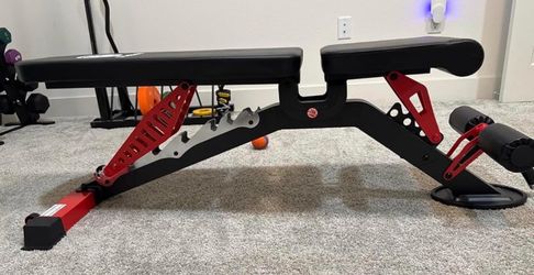 Adjustable Weight Bench with Leg Roller