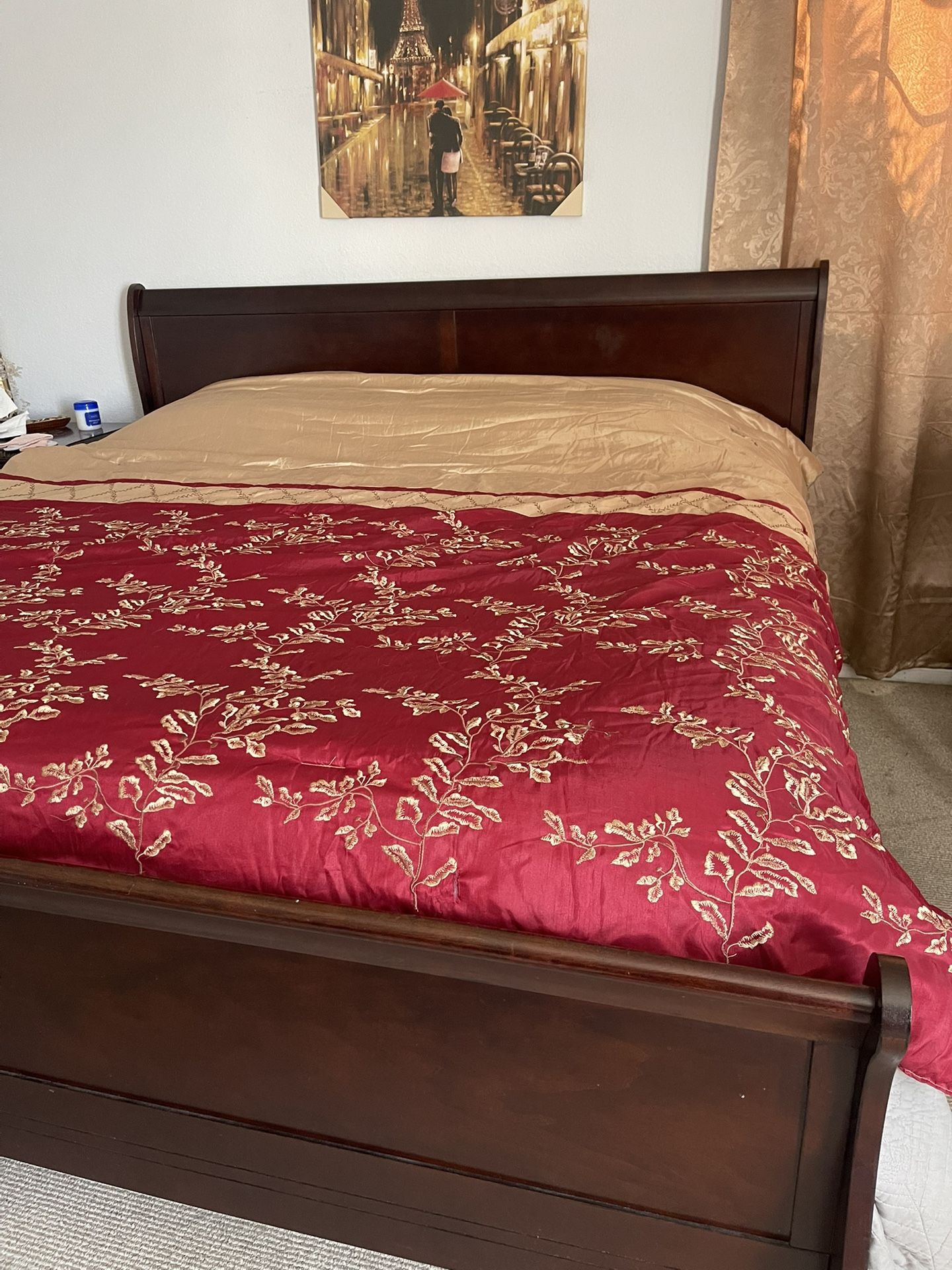 King Size Bed Frame And Mattresses in Good Condition