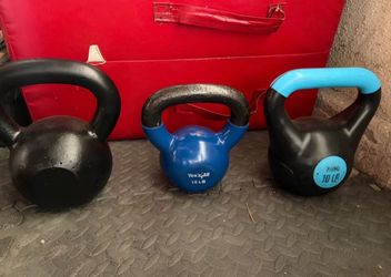 Mixed Kettlebell Set – Various Weights