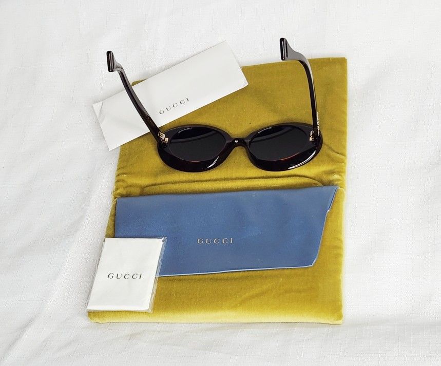 Gucci 100% Authentic GG0618S 54 crystal studded oval acetate  display picture 2