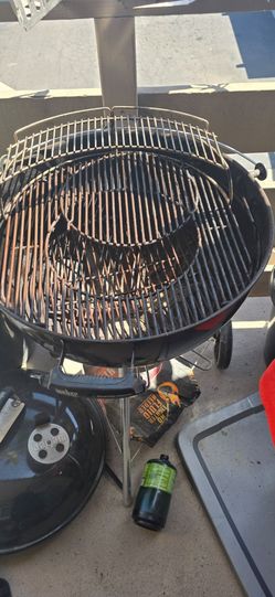Weber  Master touch grill