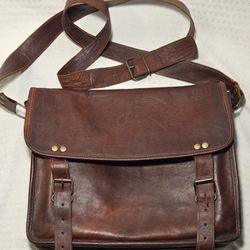 Vintage Leather Messenger Laptop Satchel Shoulder Strap 12" Wide 10" Tall