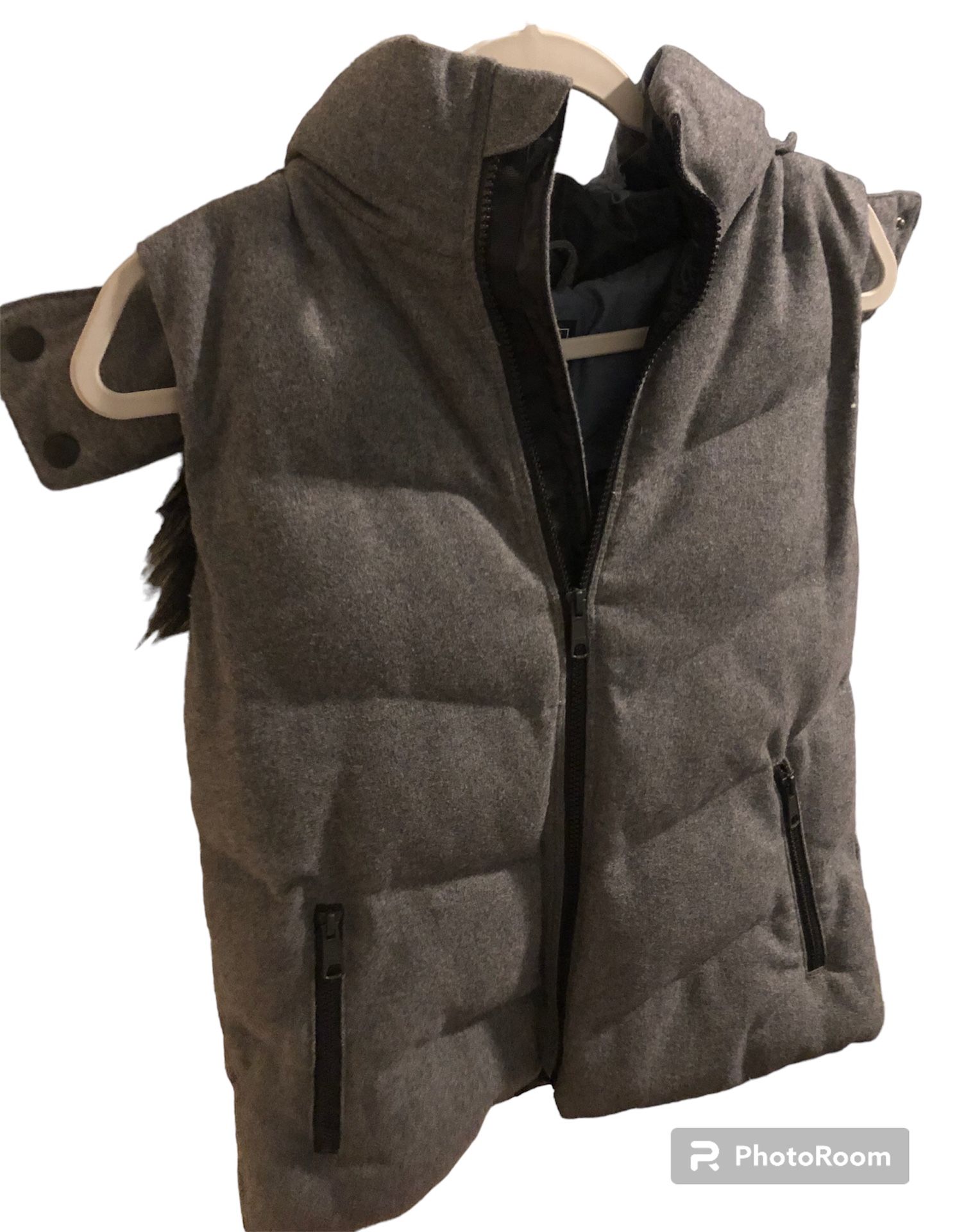 GAP Gray Heather Puffer Jacket Vest With removable Hoodie size S