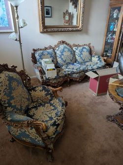 Baroque style sitting set