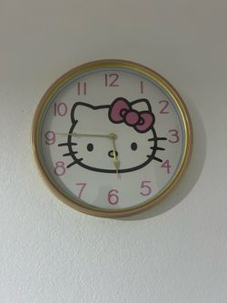 18 inch Hello Kitty Gold Clock