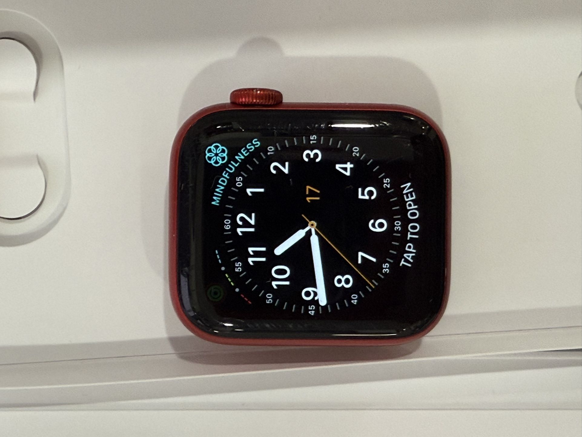 Apple Watch Series 6 40mm Red