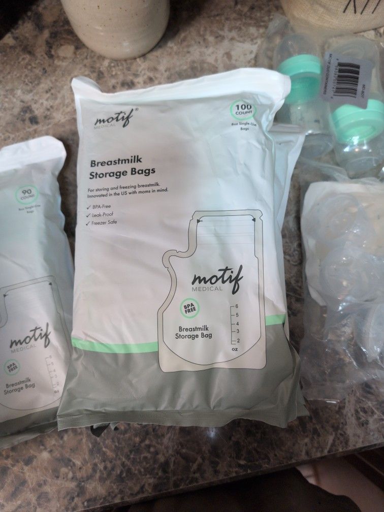 Breast milk Storage Bags And Bottles