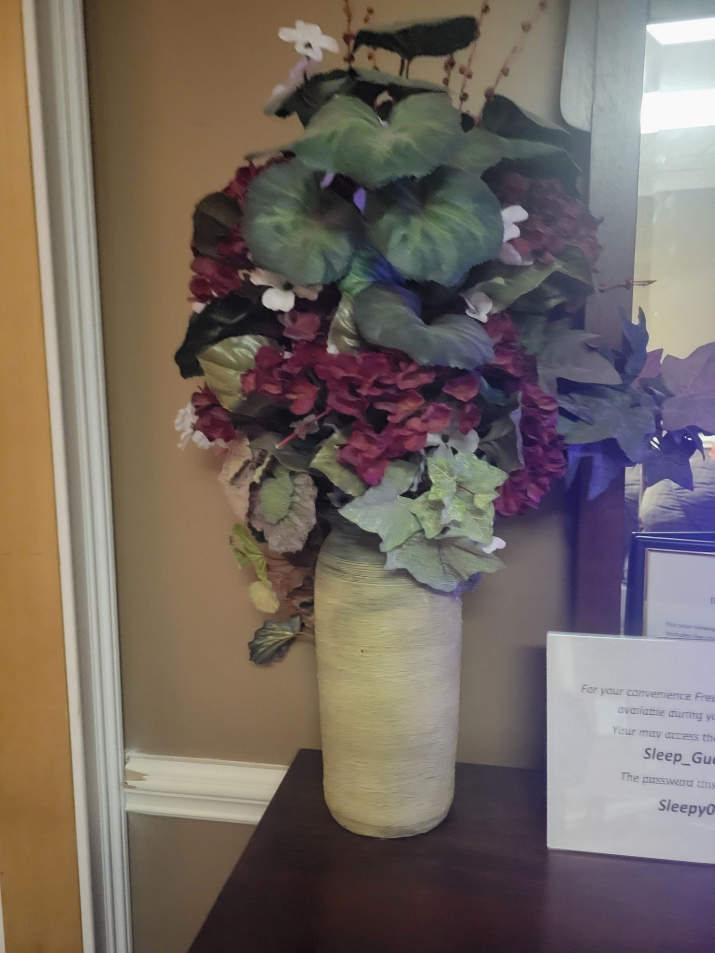 Flower arrangement