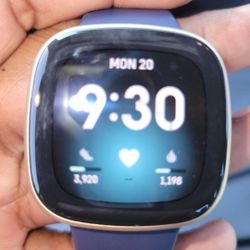 Fitbit Versa 3