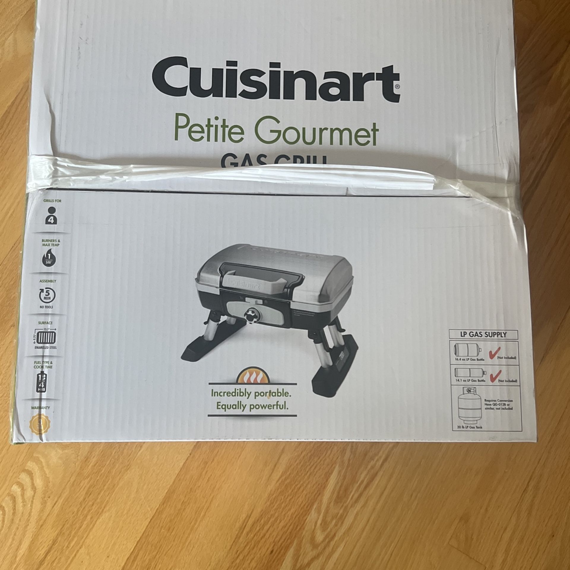 Cuisinart Petite Gourmet Outdoor Gas Grill Brand New
