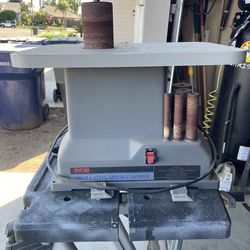 RYOBI oscillating spindle sander