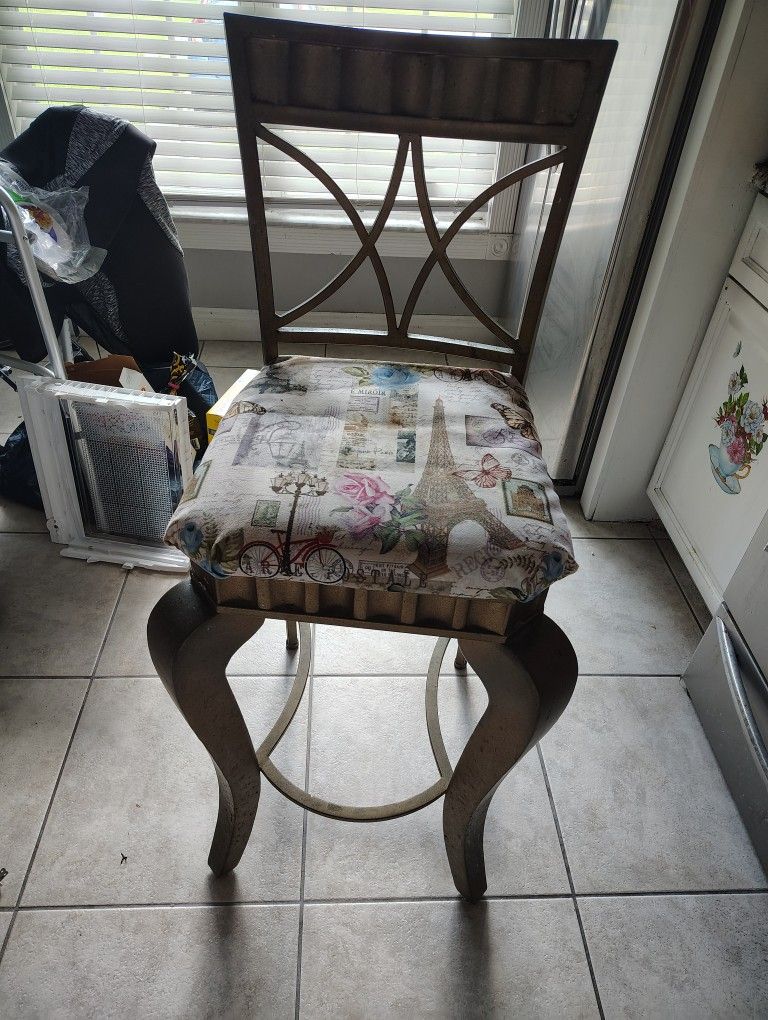 Metal High Chairs New Proctector100