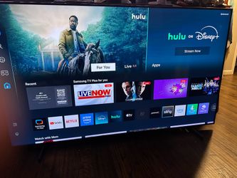 Selling 2022 Samsung 65 inch tv still like new asking 335