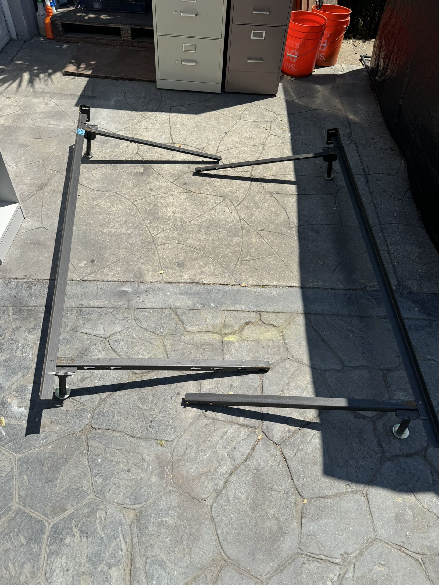 Snap on adjustable twin - full metal bed frame #21. 