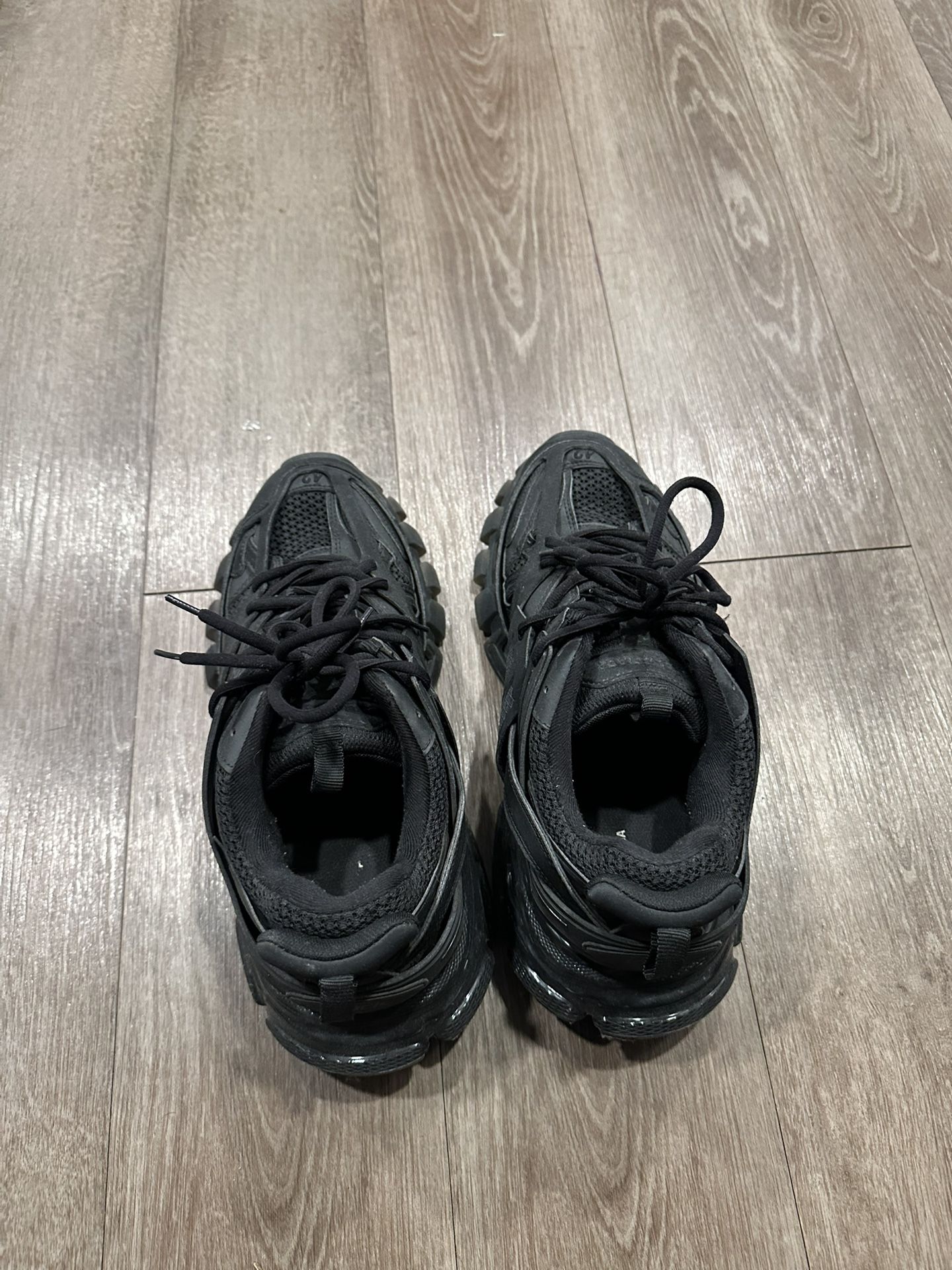 Balenciaga Track Runner