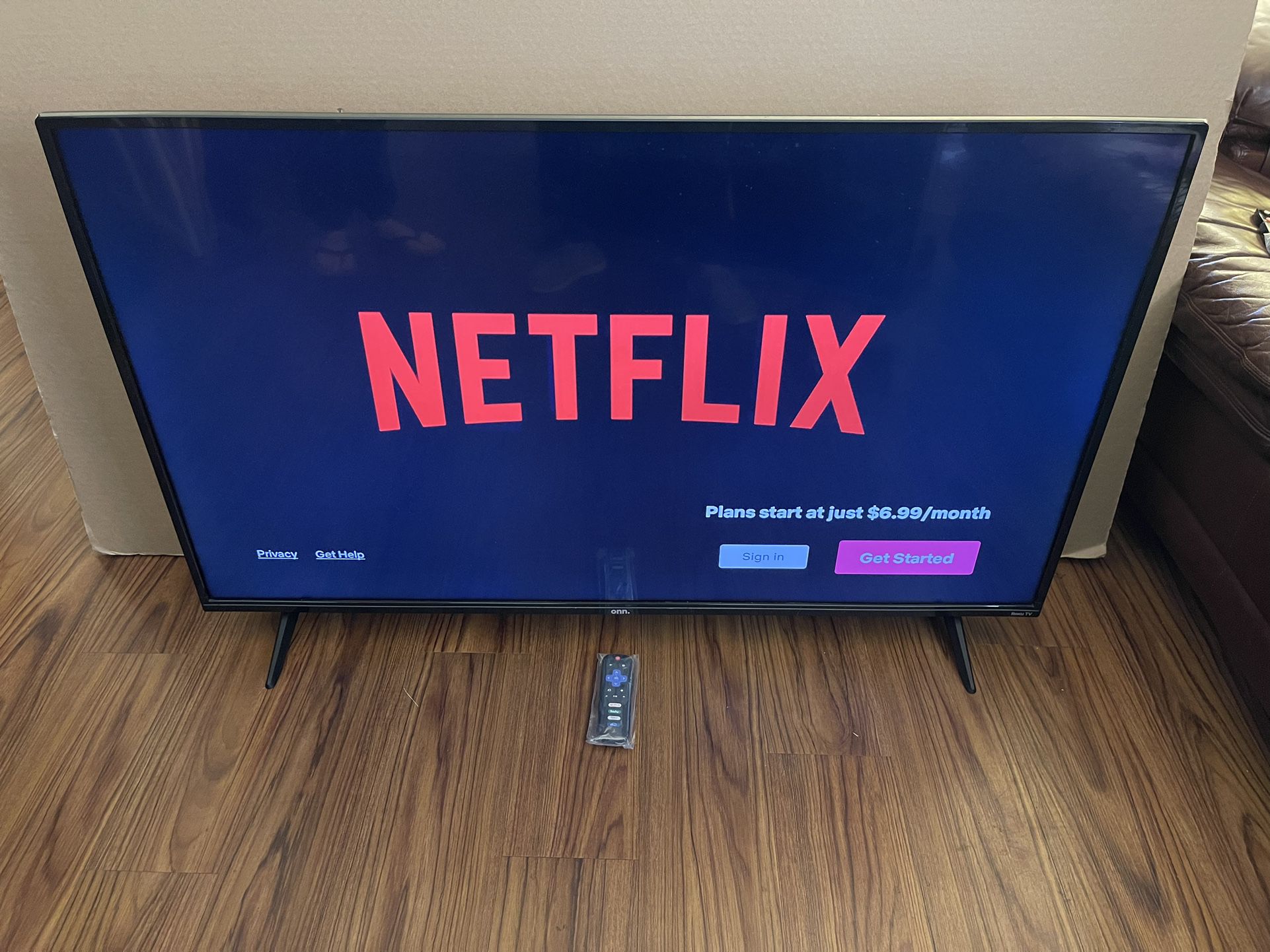 ONN 50” Smart Roku TV 4K UHD HDR With New Remote Control $140 Firm On Price