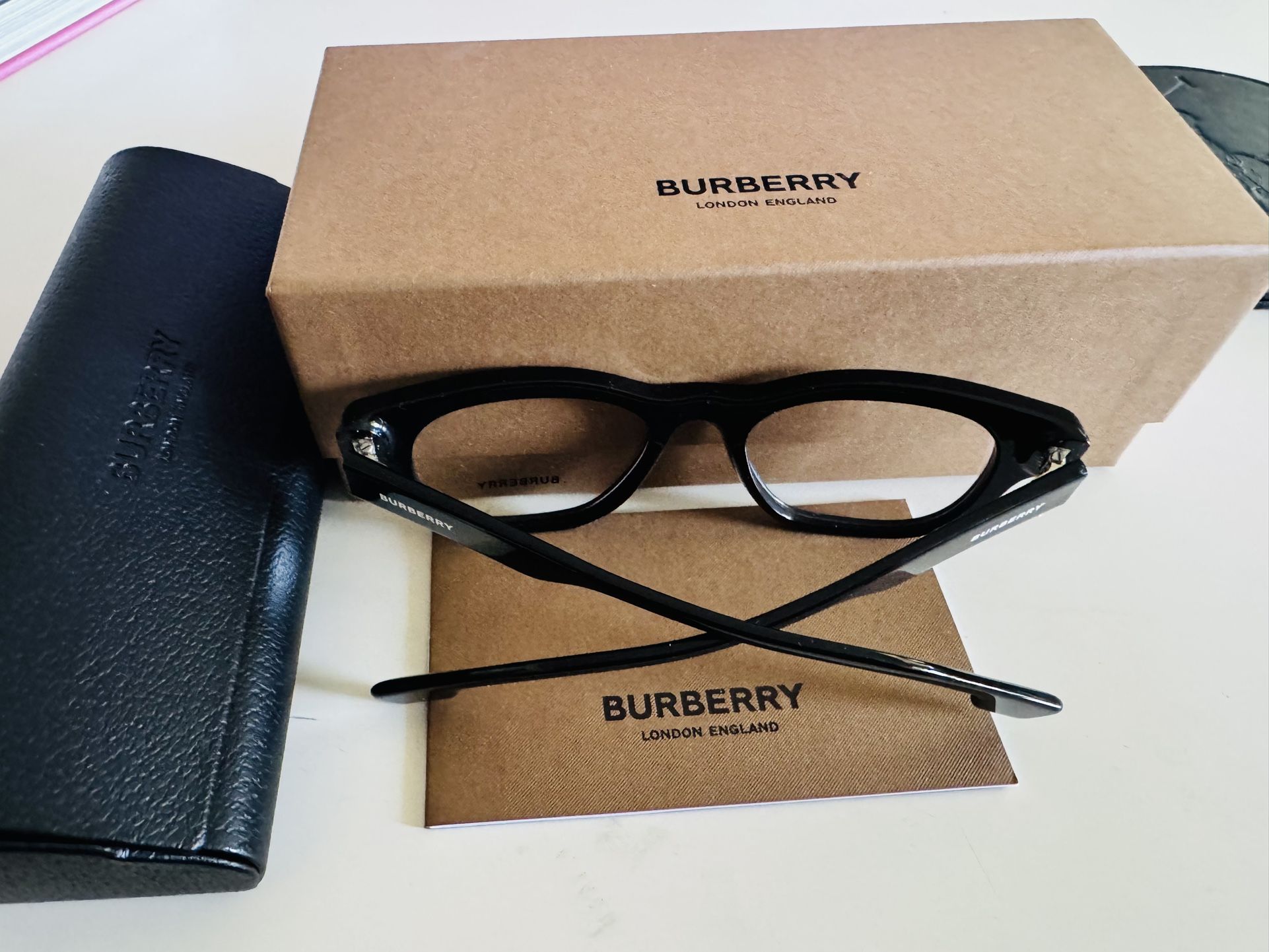 Sunglasses BURBERRY
