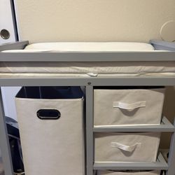 Changing table 