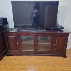 Cherrywood TV Stand w/Side Cabinets