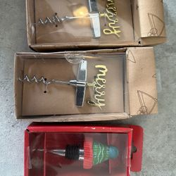 Holiday Wine Cork Screw And Stopper
