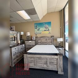 4- Pieces Natural wood finish King & Queen bedset