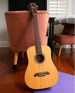 Alvarez RT26 Travel Size Acoustic Guitar