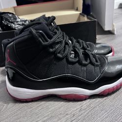 Air Jordan bred 11