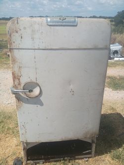 1940s Frigidaire Vintage Refrigerator