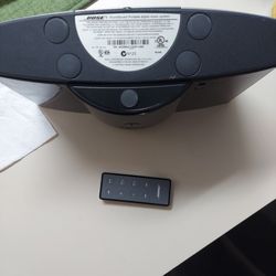Bose Sound Dock Portable Digital Music System 